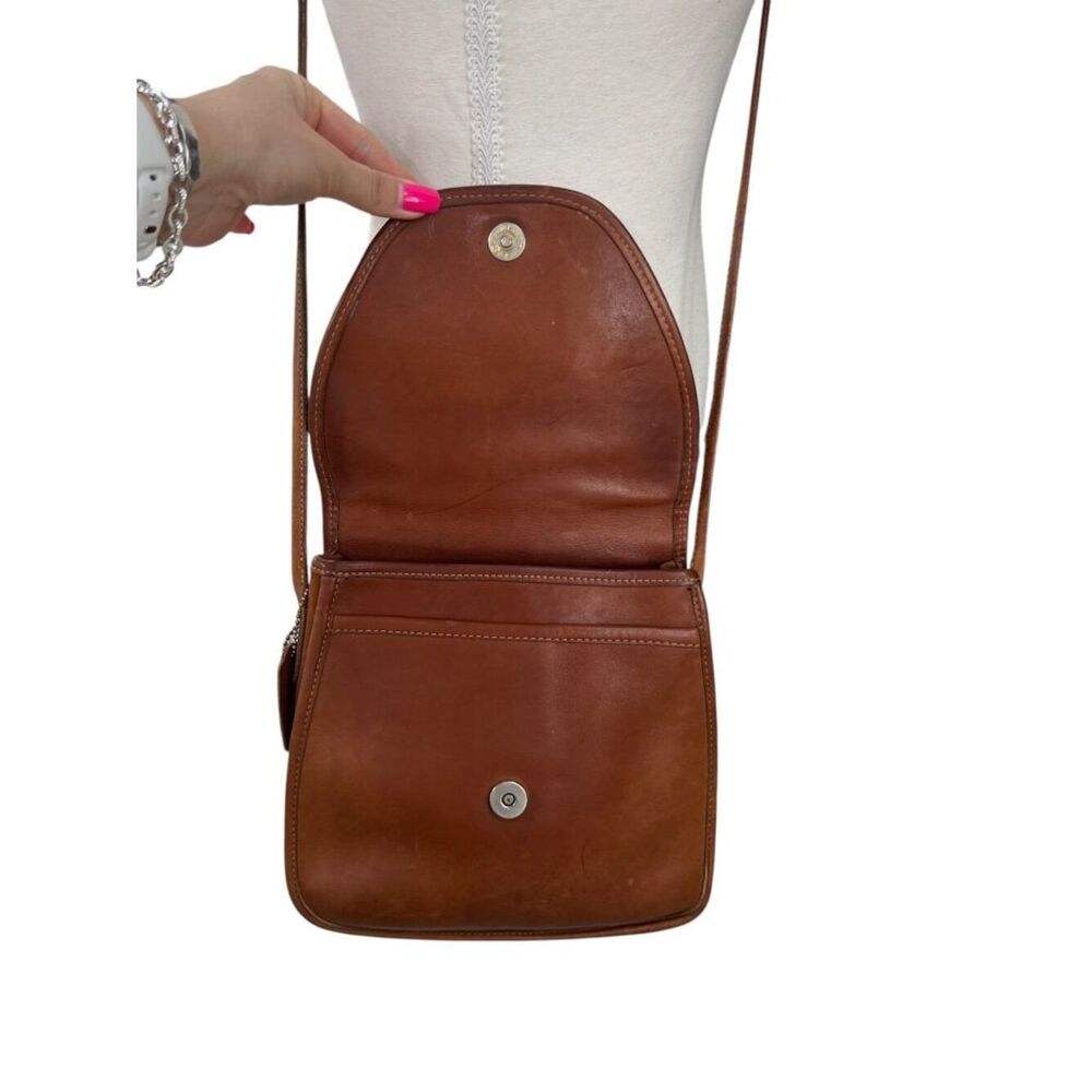 Vintage Coach Lindsay Crossbody British Tan Leather Bag 9242 - Picture 2 of 16